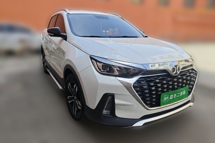 Used BAIC Beijing X5 2018 1.5T Manual Advance Version China V Front Right 45 Deg
