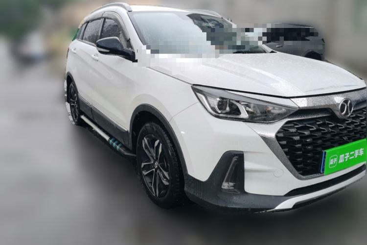 Used BAIC Beijing X5 2018 1.5T Manual Advance Version China V Front Right 45 Deg