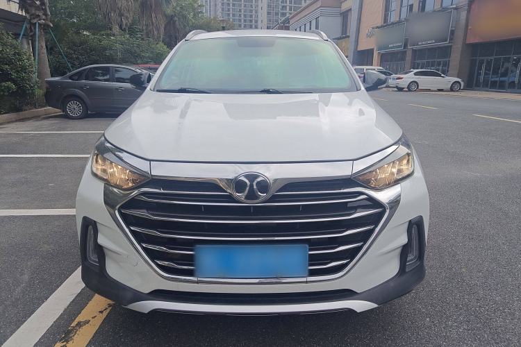Used BAIC Beijing X5 2018 1.5T Manual Advance Version China V Front
