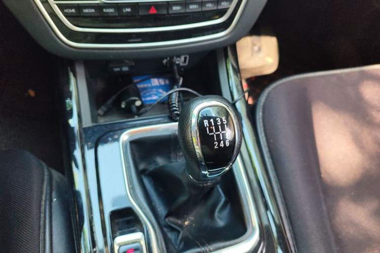 Used BAIC Beijing X5 2018 1.5T Manual Advance Version China V Gear Lever