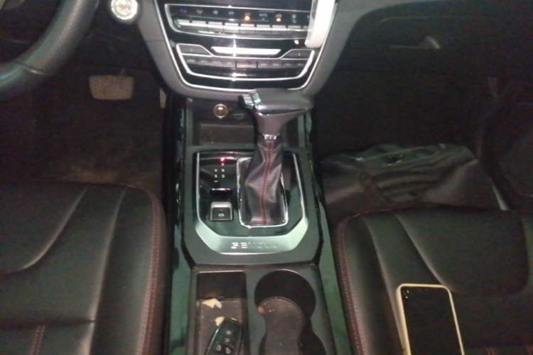 Used BAIC Beijing X5 2018 1.5T CVT New Smart Version China V Emission Standard Gear Lever