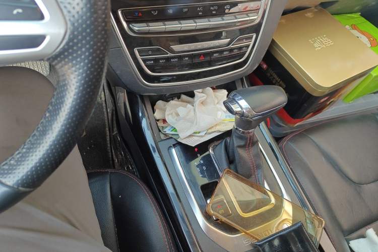 Used BAIC Beijing X5 2018 1.5T CVT Elite Version National V Gear Lever