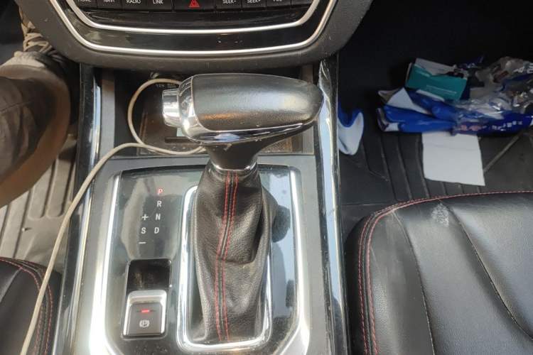 Used BAIC Beijing X5 2018 1.5T CVT Elite Version National V Gear Lever