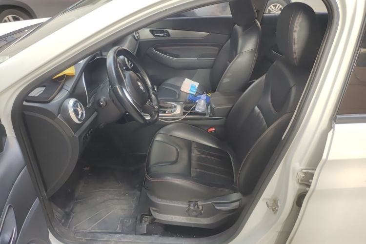 Used BAIC Beijing X5 2018 1.5T CVT Elite Version National V Left Front Seat