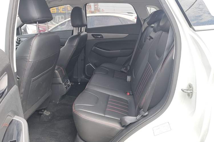 Used BAIC Beijing X5 2018 1.5T CVT Elite Version National V Left Rear Seat