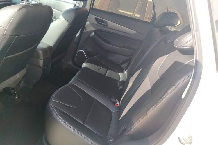 Used BAIC Beijing X5 2018 1.5T Manual Advance Version China V Left Rear Seat