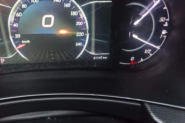 Used BAIC Beijing X5 2018 1.5T CVT New Smart Version China V Emission Standard Odometer Close Up