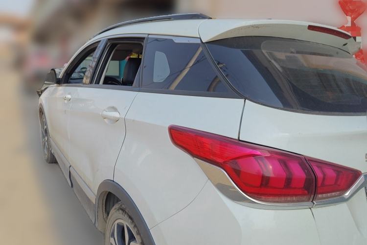 Used BAIC Beijing X5 2018 1.5T CVT Elite Version National V Rear Left 45 Deg