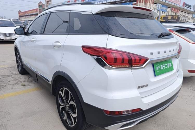 Used BAIC Beijing X5 2018 1.5T CVT Elite Version National V Rear Left 45 Deg