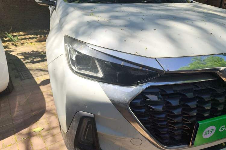 Used BAIC Beijing X5 2018 1.5T Manual Advance Version China V Right Front Headlight