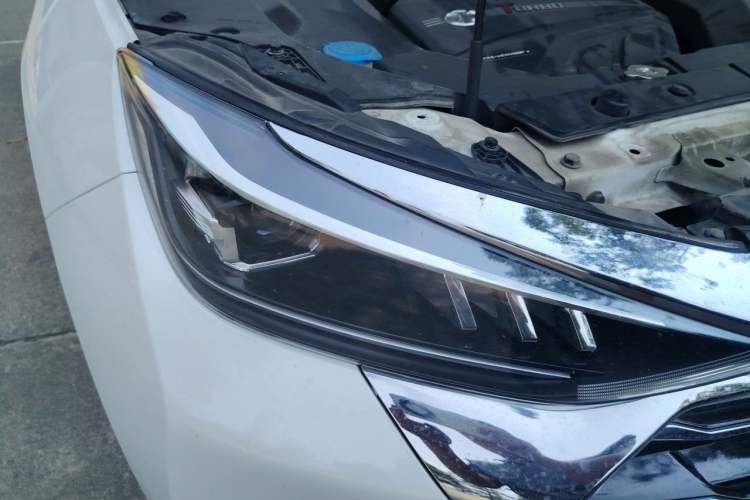 Used BAIC Beijing X5 2018 1.5T CVT New Smart Version China V Emission Standard Right Front Headlight