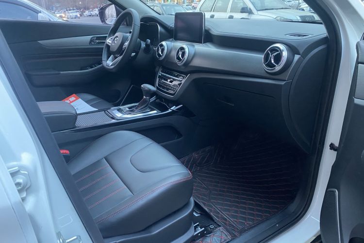 Used BAIC Beijing X5 2018 1.5T CVT Elite Version National V Right Front Seat