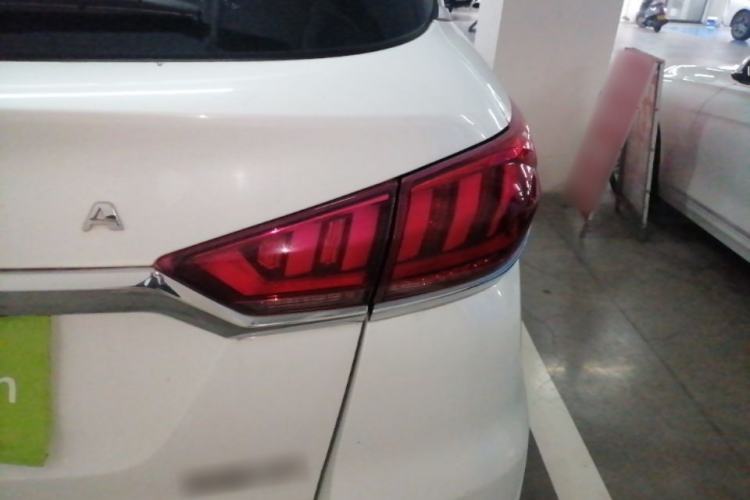 Used BAIC Beijing X5 2018 1.5T CVT New Smart Version China V Emission Standard Right Rear Taillight