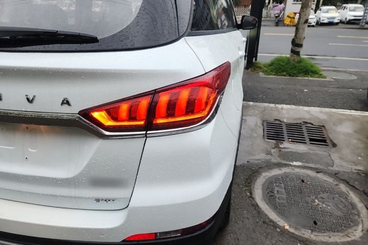 Used BAIC Beijing X5 2018 1.5T CVT Elite Version National V Right Rear Taillight