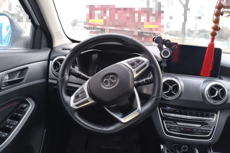 Used BAIC Beijing X5 2018 1.5T CVT Elite Version National V Steering Wheel