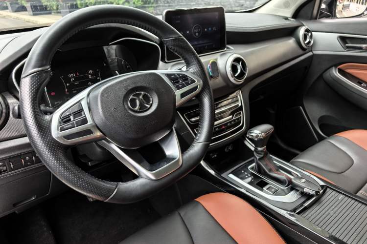 Used BAIC Beijing X5 2018 1.5T CVT Elite Version National V Steering Wheel