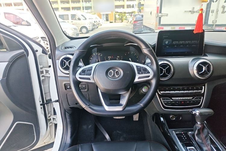 Used BAIC Beijing X5 2018 1.5T CVT Elite Version National V Steering Wheel