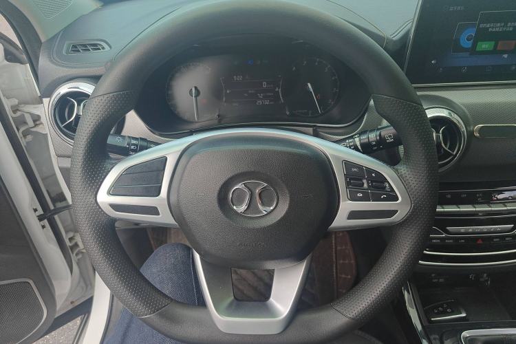 Used BAIC Beijing X5 2018 1.5T Manual Advance Version China V Steering Wheel