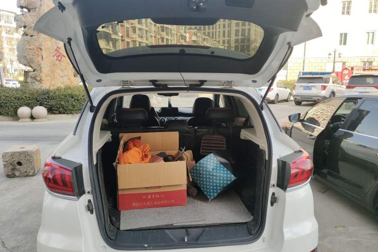 Used BAIC Beijing X5 2018 1.5T CVT New Smart Version China V Emission Standard Trunk