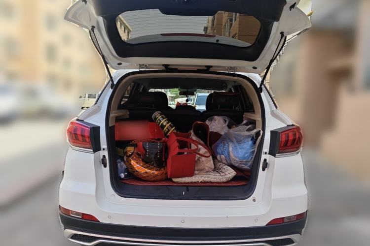 Used BAIC Beijing X5 2018 1.5T Manual Advance Version China V Trunk
