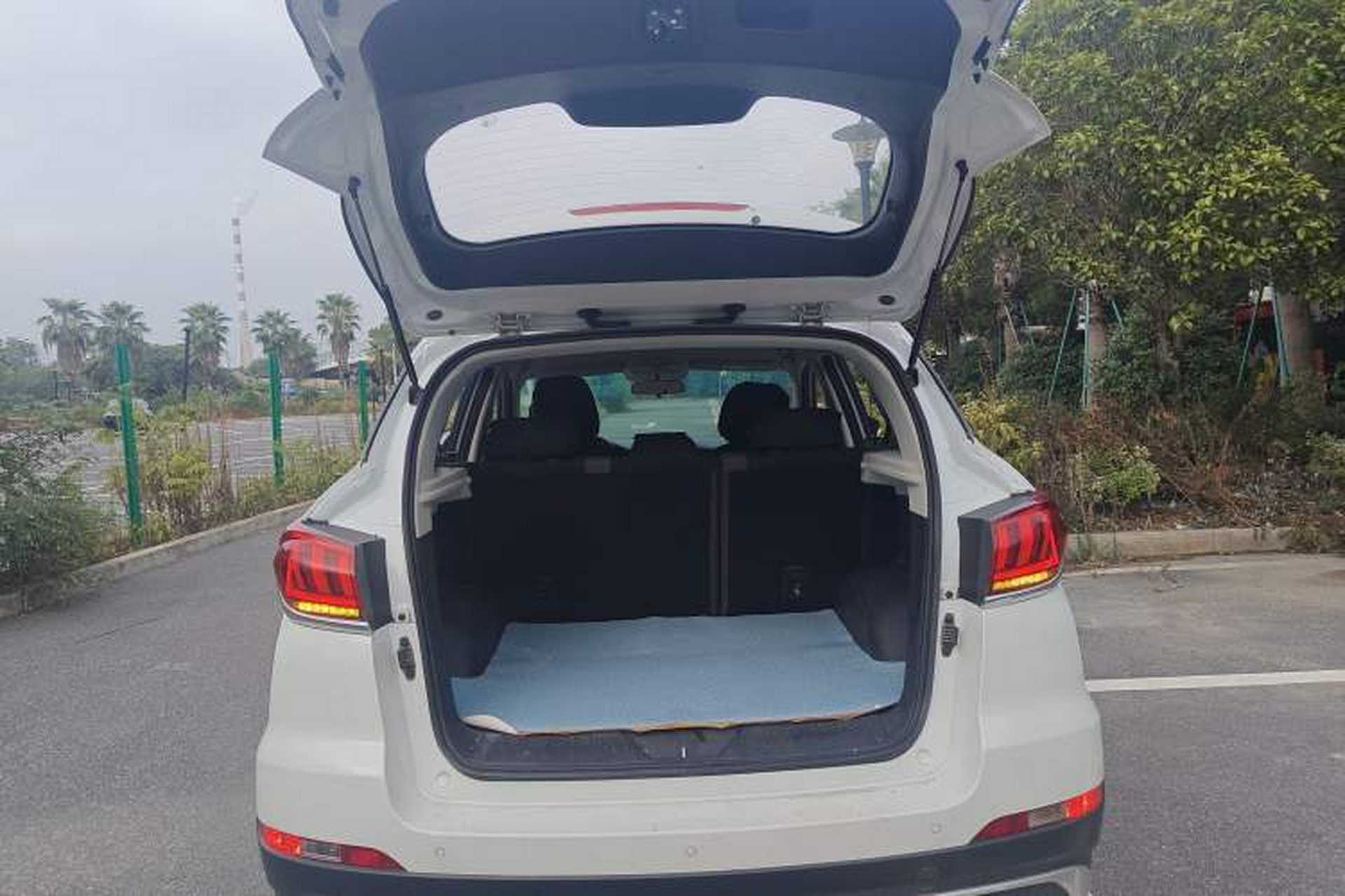 Used BAIC Beijing X5 2018 1.5T Manual Advance Version China V Trunk
