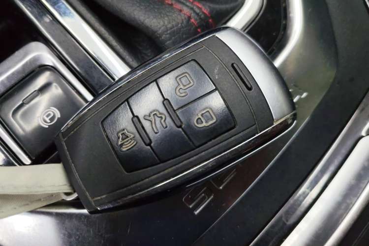 Used BAIC Beijing X5 2018 1.5T CVT New Smart Version China V Emission Standard Vehicle Key