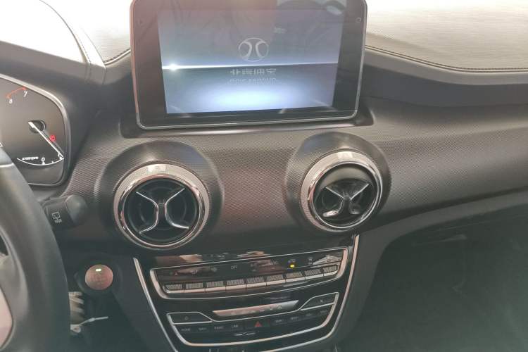 Used BAIC Beijing X5 2019 1.5T CVT Elite Version China VI Audio And AC Panel