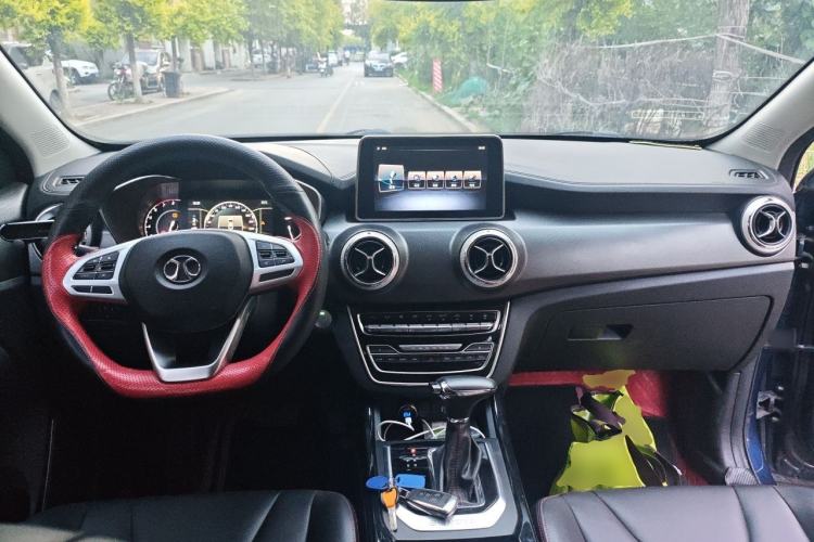Used BAIC Beijing X5 2019 1.5T CVT New Smart Version China VI Emission Standard Center Console