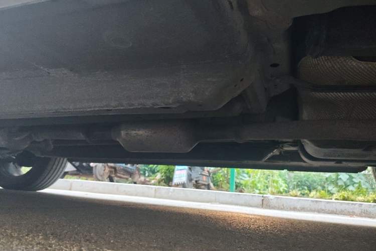 Used BAIC Beijing X5 2019 1.5T CVT New Smart Version China VI Emission Standard Chassis Rear Left