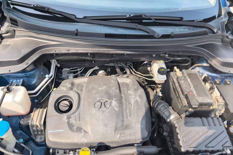 Used BAIC Beijing X5 2019 1.5T CVT Elite Version China VI Engine Bay