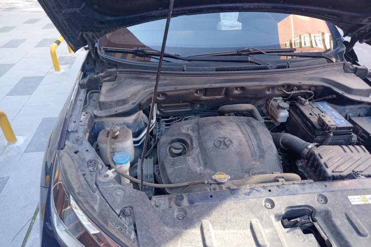 Used BAIC Beijing X5 2019 1.5T Manual Advance Edition China VI Engine Bay Right
