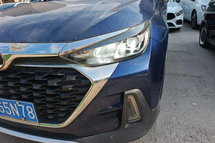Used BAIC Beijing X5 2019 1.5T Manual Advance Edition China VI Left Front Headlight