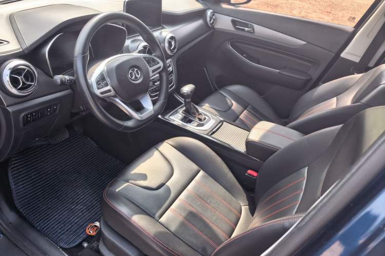 Used BAIC Beijing X5 2019 1.5T CVT Elite Version China VI Left Front Seat