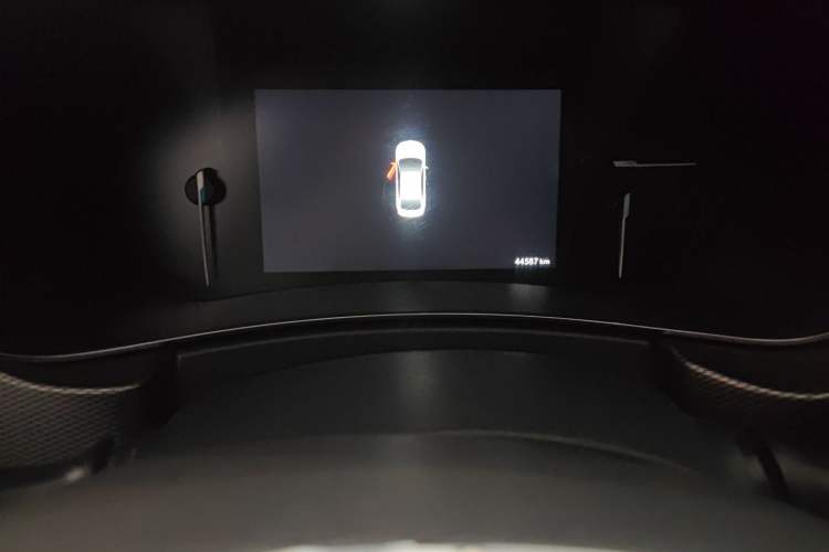 Used BAIC Beijing X5 2019 1.5T CVT New Smart Version China VI Emission Standard Odometer Close Up