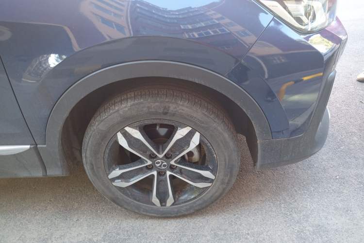 Used BAIC Beijing X5 2019 1.5T Manual Advance Edition China VI Right Front Wheel Hub