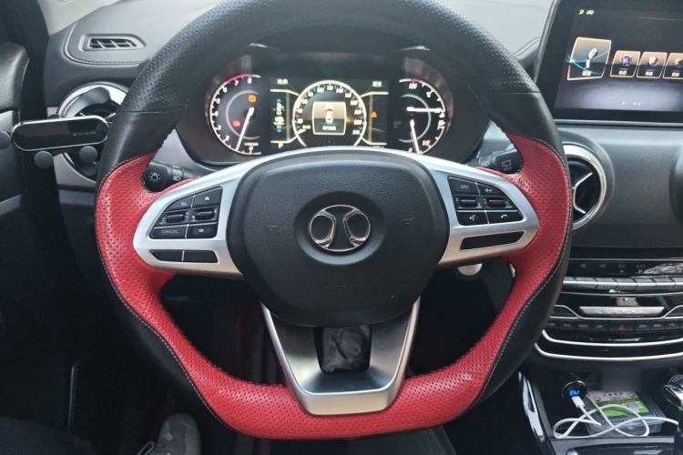 Used BAIC Beijing X5 2019 1.5T CVT New Smart Version China VI Emission Standard Steering Wheel