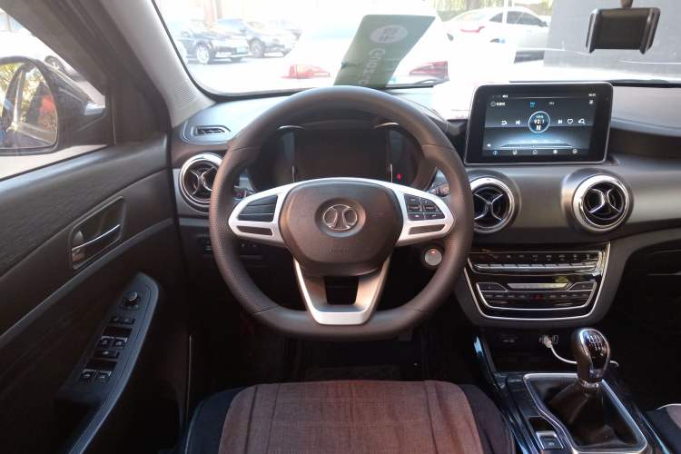 Used BAIC Beijing X5 2019 1.5T Manual Advance Edition China VI Steering Wheel