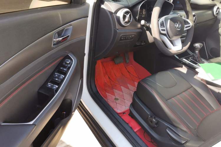 Used BAIC Beijing X5 2019 1.5T CVT Elite Version China VI Driver Seat