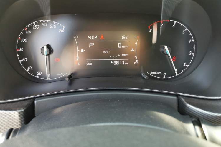 Used BAIC Beijing X5 2019 1.5T CVT Elite Version China VI Odometer Close Up