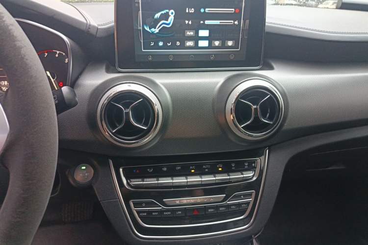 Used BAIC Beijing X5 2019 1.5T CVT Elite Version China VI Audio And AC Panel