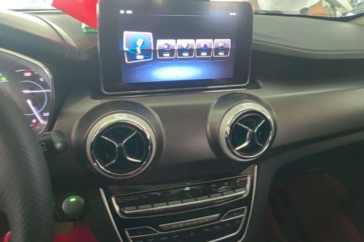 Used BAIC Beijing X5 2019 1.5T CVT New Smart Version China VI Emission Standard Audio And AC Panel