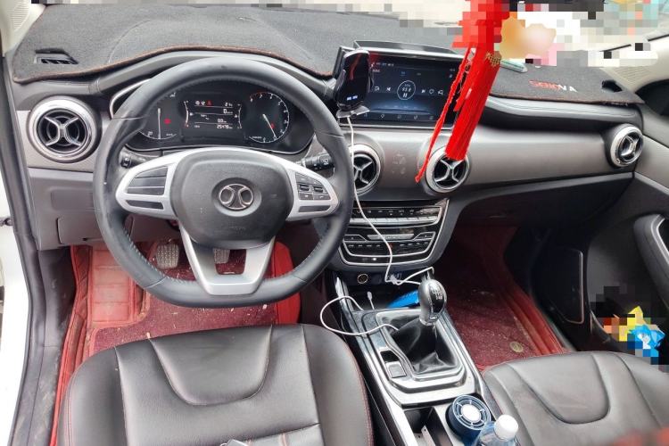 Used BAIC Beijing X5 2019 1.5T Manual Elite Edition China VI Center Console