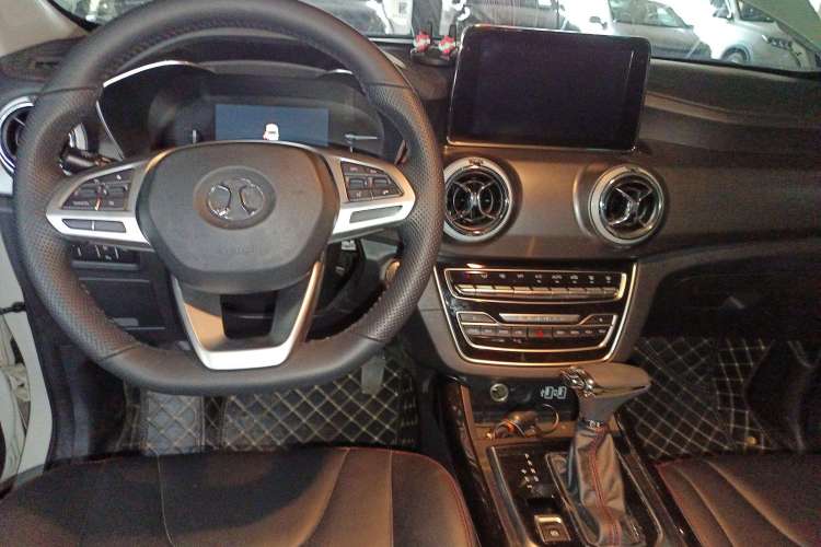 Used BAIC Beijing X5 2019 1.5T CVT New Smart Version China VI Emission Standard Center Console