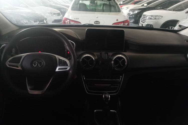 Used BAIC Beijing X5 2019 1.5T Manual Advance Edition China VI Center Console