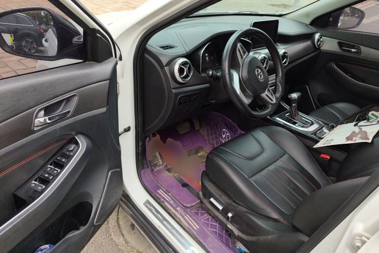 Used BAIC Beijing X5 2019 1.5T CVT New Smart Version China VI Emission Standard Driver Seat