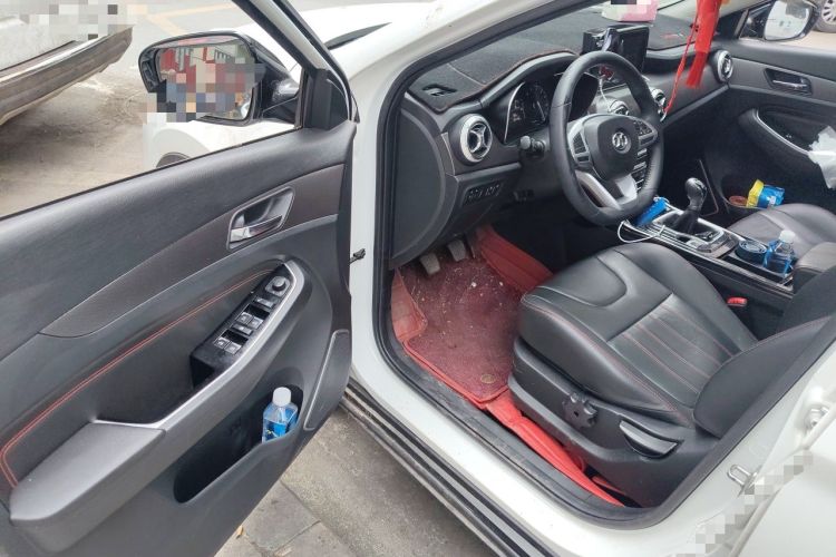 Used BAIC Beijing X5 2019 1.5T Manual Elite Edition China VI Driver Seat
