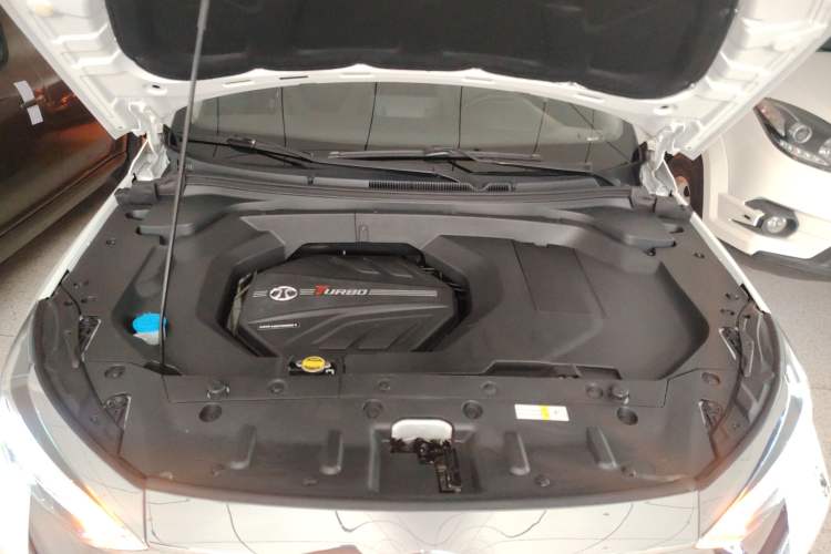 Used BAIC Beijing X5 2019 1.5T CVT New Smart Version China VI Emission Standard Engine Bay
