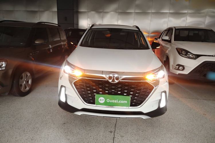 Used BAIC Beijing X5 2019 1.5T CVT New Smart Version China VI Emission Standard Exterior 1