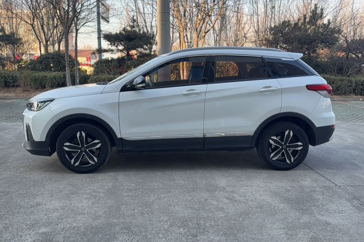 Used BAIC Beijing X5 2019 1.5T Manual Advance Edition China VI Exterior 2
