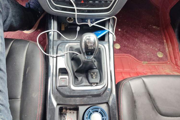 Used BAIC Beijing X5 2019 1.5T Manual Elite Edition China VI Gear Lever